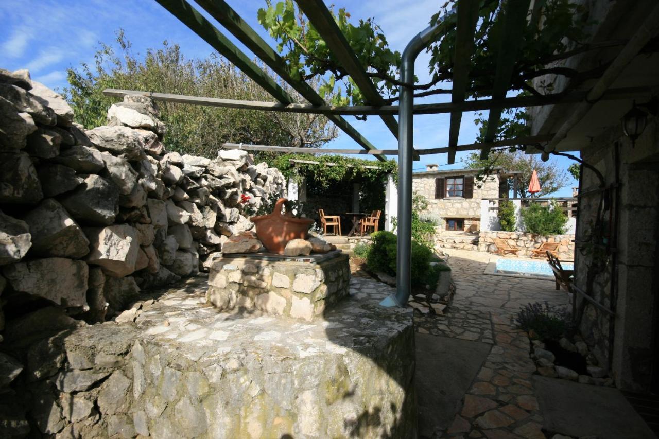 Three Sisters, Absolutely Unique Stone Houses, 200 M From The Beach Rudine  エクステリア 写真